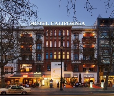 Berlin: 3 Tage im DZ oder Junior Suite Zimmer ohne Frühstück, Sauna, Dampfbad und Welcomedrink Berlin: 3 Tage im DZ oder Junior Suite Zimmer ohne Frühstück, Sauna, Dampfbad und Welcomedrink