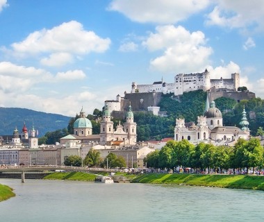 Österreich: 2 Übernachtungen im Doppelzimmer inkl. Frühstück für 2 Personen im Boutiquehotel Am Essigmanngut Hotelgutschein Österreich: 2 Übernachtungen im Doppelzimmer inkl. Frühstück für 2 Personen im Boutiquehotel Am Essigmanngut Hotelgutschein
