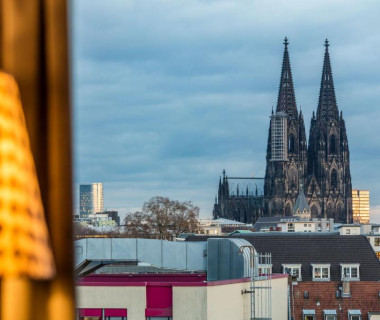 Köln: 1 Nacht Kurztrip für Zwei im Doppelzimmer inkl. Frühstück & Welcome Drink im modernen 4* The MIDTOWN HOTEL Köln: 1 Nacht Kurztrip für Zwei im Doppelzimmer inkl. Frühstück & Welcome Drink im modernen 4* The MIDTOWN HOTEL